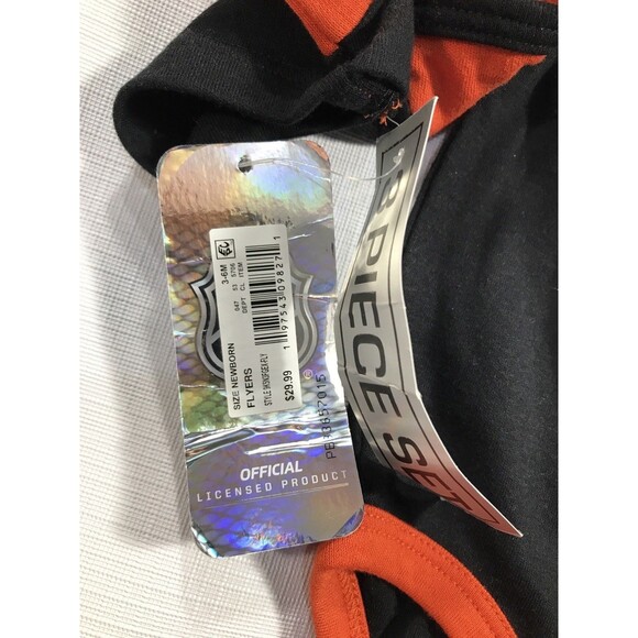 Philadelphia Flyers: One-Piece (Set Of 3), Size Girls 3/6 Months, NWT - Picture 6 of 7